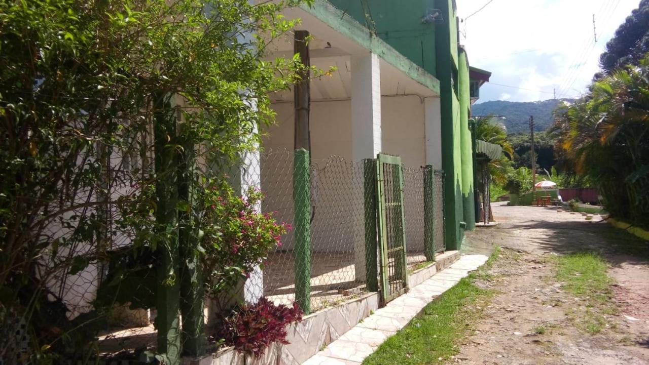Pousada Familia Relaxe Na Serra Da Mantiqueira Santo Antônio do Pinhal Εξωτερικό φωτογραφία